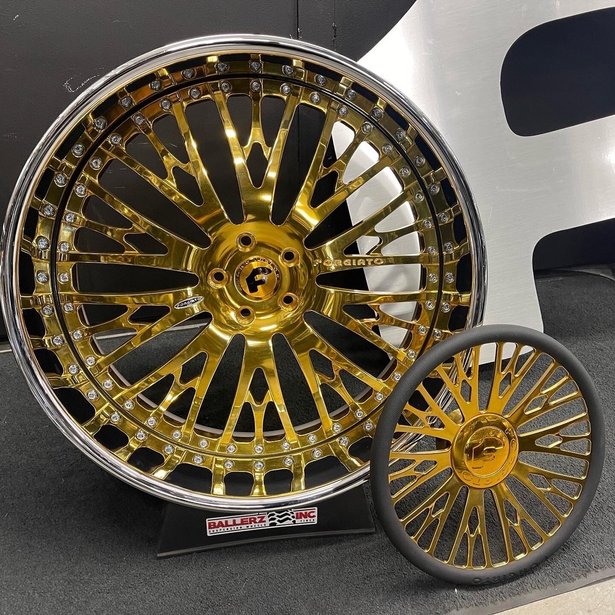 24x9-10 FORGIATO 24k GOLD CRAVATTA W- STEERING WHEEL OLD SCHOOL