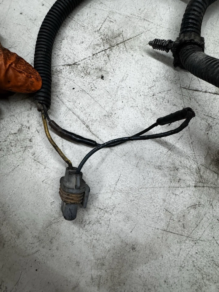 03-05 Chevy Silverado 2500HD 3500HD tracción delantera arnés de lámpara OEM *Ver fotos* Foto 3 de 4