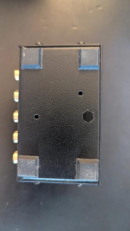 Rolls MX42 Stereo Mini Mixer - 4 RCA Inputs, 1 RCA Output - Image 4 of 4