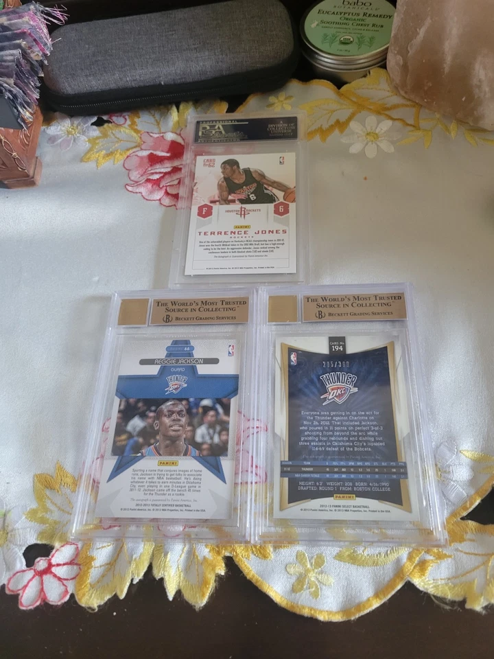 Lote automático de baloncesto graduado BGS 9,5/10 Reggie Jackson y Terrence Jones. Foto 2 de 2