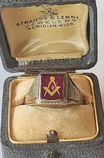 10K YELLOW GOLD MASONIC RING 5.8 GRAMS SIZE 9 1/4