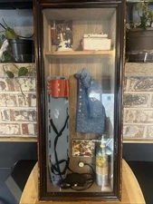 Vintage EMT 183407 Shadow Box About Face Designs 26x11x4.5"