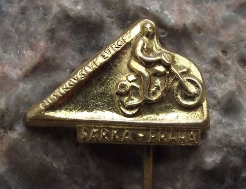 Antique FIM European Championship Motocross MX Motorbike Sarka Prague Pin Badge - Picture 5 of 6
