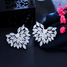 Gorgeous Silver Plated Zircon Crystal Heart Shape CZ Wedding Stud Earrings Women
