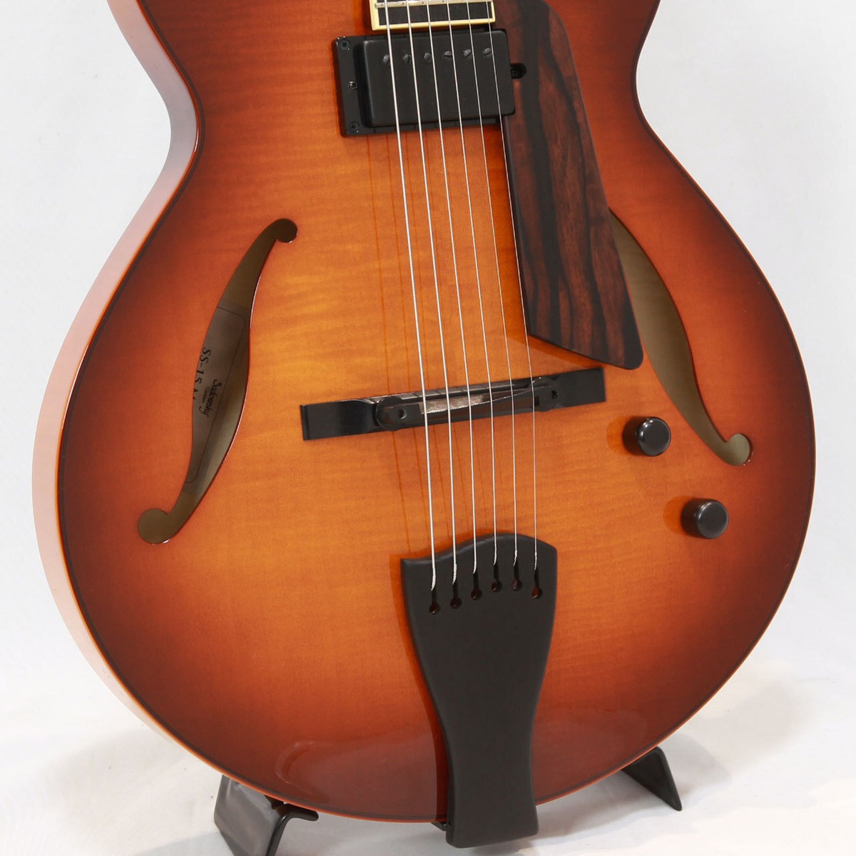 Sadowsky Archtop Series SS-15 Sienna Burst with hard case electirc