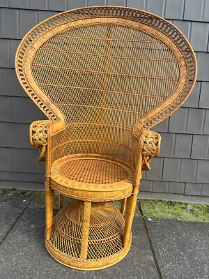 Vintage Wicker Rattan Peacock Fan Throne Chair Boho Chic