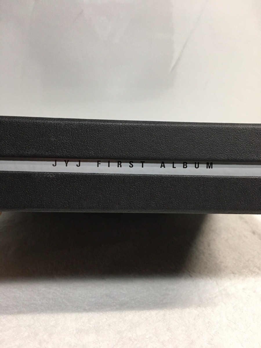 JYJ : The Beginning First Album Special Collection (1 CD + Book +