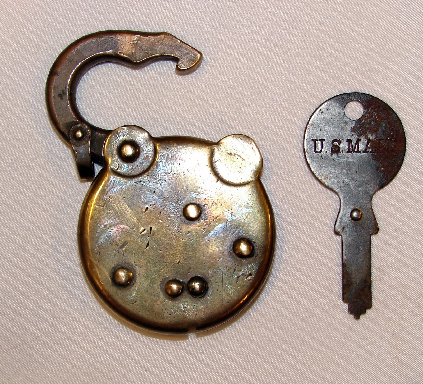 VTG POST OFFICE STREET LETTER BOX LOCK MV (MOTOR VEHICLE) PADLOCK & KEY