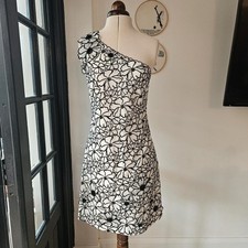 Embroidered White and black one shoulder floral dress