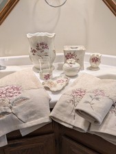 vintage Croscill 10 Piece Porcelain Bathroom Set Flower Blossom 90s
