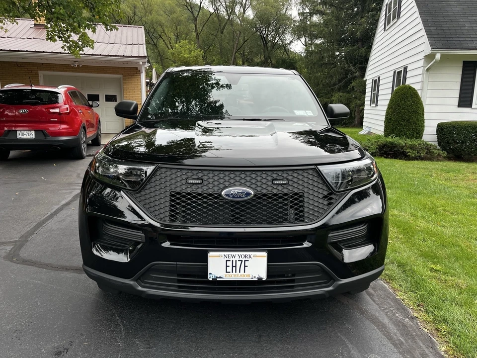 2023 Ford Explorer POLICE INTERCEPTOR - Image 3 of 4