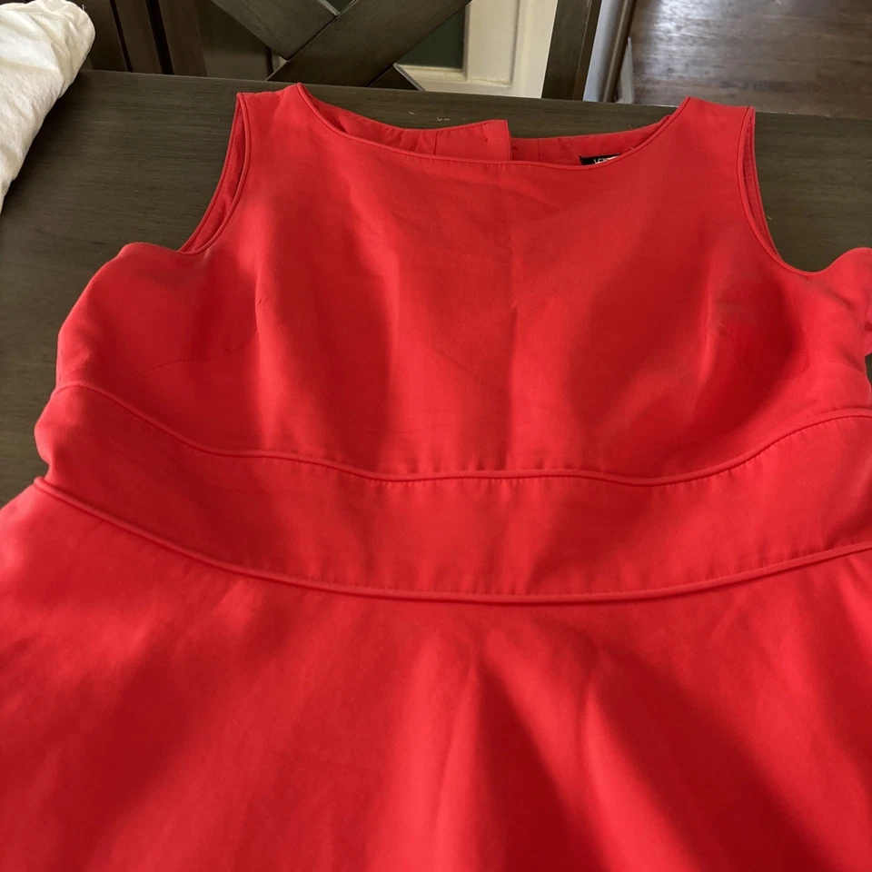Vestido Forrado J.CREW - Talla 12 Ajuste y Estilo Rosa Rojizo Cremallera Botón Usado en Excelente Condición Foto 2 de 4