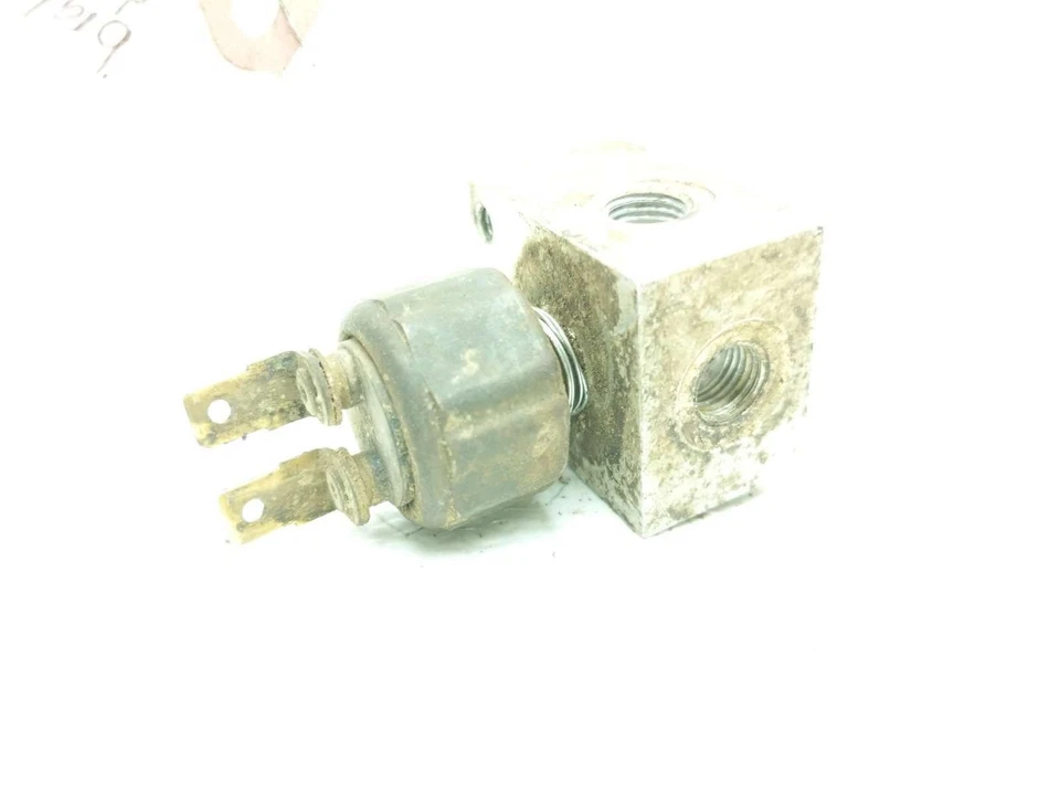 Divisor de unión bloque de distribución de línea de freno Polaris Scrambler 500 02 4X4 Foto 2 de 4