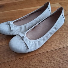 Vionic Womens Sz 8 Shoes Amorie Ballet Flats Slip On Cream Ivory Leather Ribbed