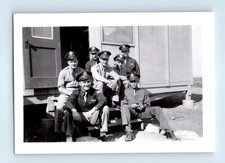 Old Vintage Photo ARMY MEN SOLDIERS GROUP PICTURE OUTSIDE BARRACKS SNAPSHOT