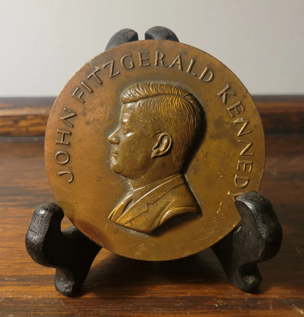Preços baixos em Medalha de Kennedy em colecionáveis de John F