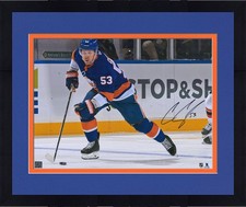 Framed Casey Cizikas New York Islanders Autographed 16
