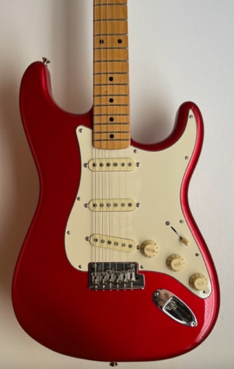 Fender ストラトキャスター レッド　USA Fender Stratocaster Guitar (Candy Red) | eBay