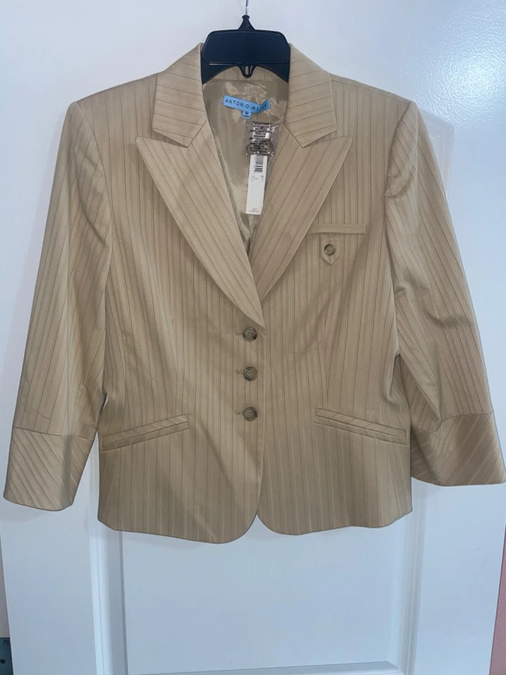 Antonio Melani Women's Rachie Blazer size 10 NWT Striped Desert Beige - Image 2 of 4