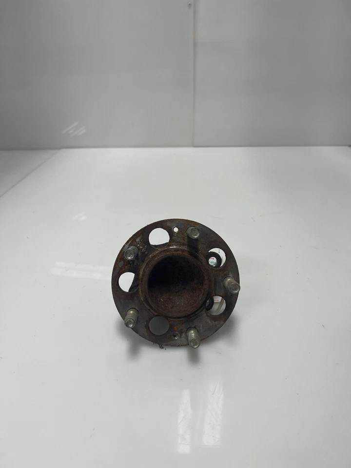 Ступица заднего колеса и подшипник в сборе 2014 - 2018 Kia Forte от оригинального производителя 527103x000 - Изображение 4 из 4