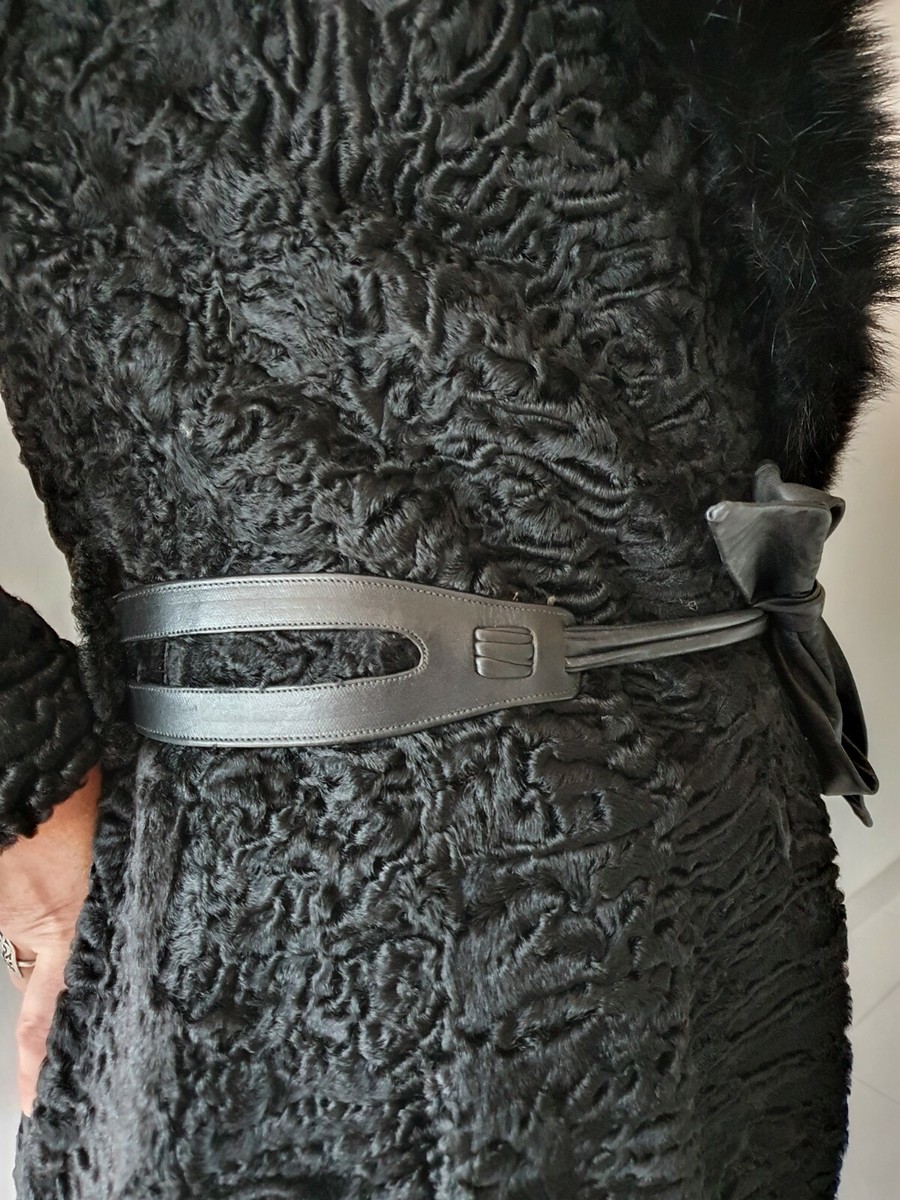 Manteau Vintage Astrakan Années 60 - Fourrure, Ceinture Cuir, Taille 36