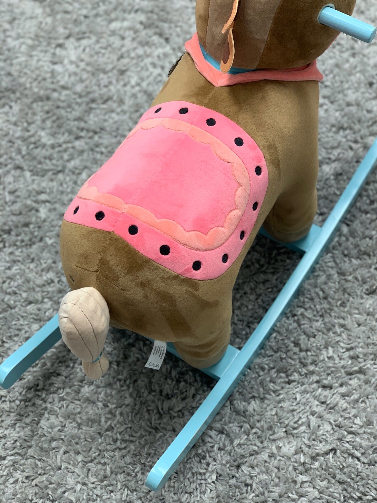 fao schwarz riding horse