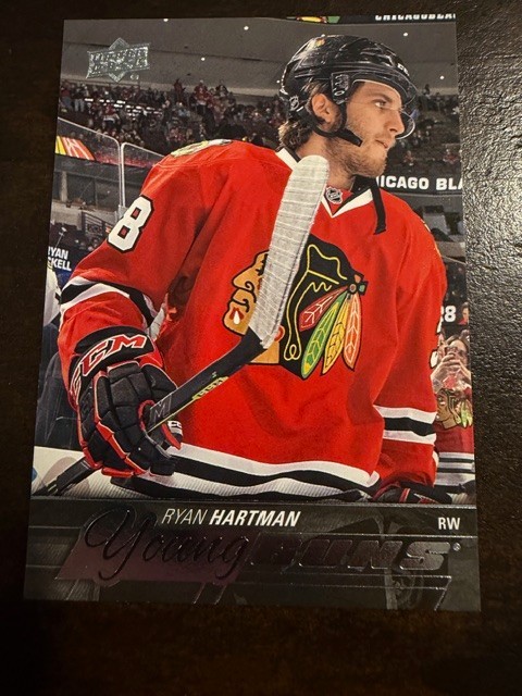 2015-16 Ryan Hartman Upper Deck Young Guns rookie hockey card #475 - Blackhawks