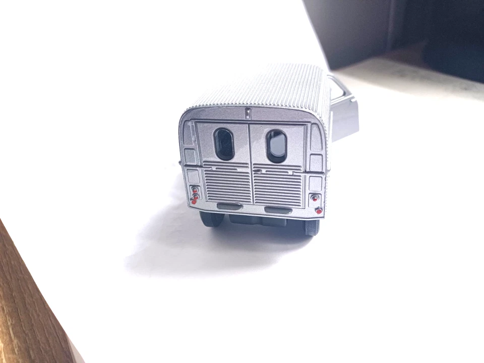 miniature voiture welly 3 inches ( 7 cm ) Citroën 2 cv fourgonnette grise - Photo 4/4