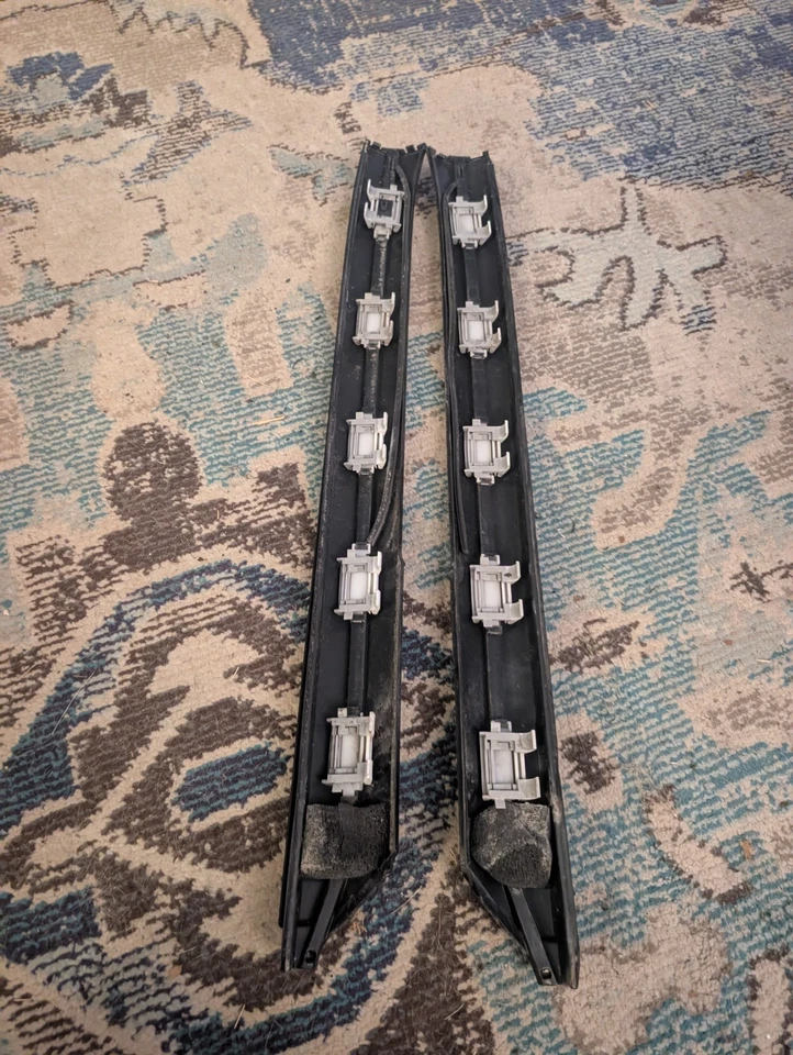 Juego de parabrisas izquierdo + derecho Honda Element 2003-2011 cubierta de moldura de pilar OEM Foto 4 de 4