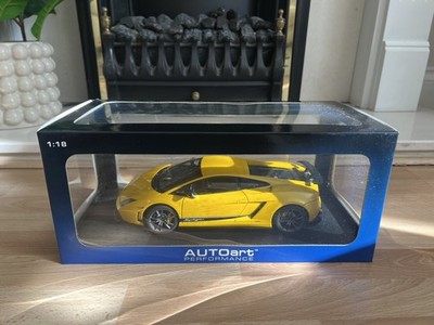 Lamborghini Gallardo LP570-4 Superleggera gelb Maßstab 1:18 Diecast Modellauto