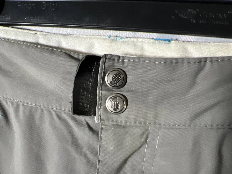 GRENADE Gris Snowboard Pantalones Esquí Para Hombre Talla Grande L Cierre a Presión y Cremallera Foto 2 de 4