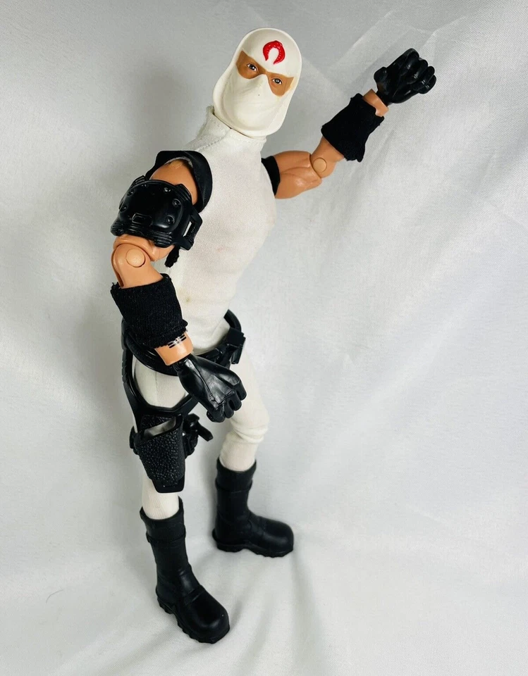 GI Joe V2 Ninja Leader: Storm Shadow con traje de colección Foto 2 de 4