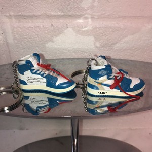 jordan 1 off white keychain