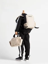 1/12 Scale Lvory Backpack with Working Zipper for 6" Action Figures Accessory