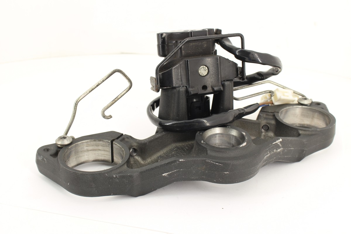 3点 2012 Kawasaki Ninja Zx1000g NO KEY Forks Upper Triple Tree