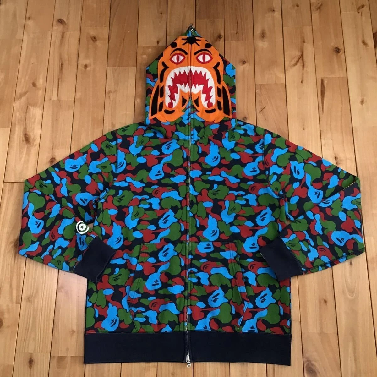 Bape camo hotsell tiger