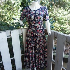 Vintage 80s 90s Laura Ashley Cottagecore Floral Garden Midi Tea Sun Dress 8
