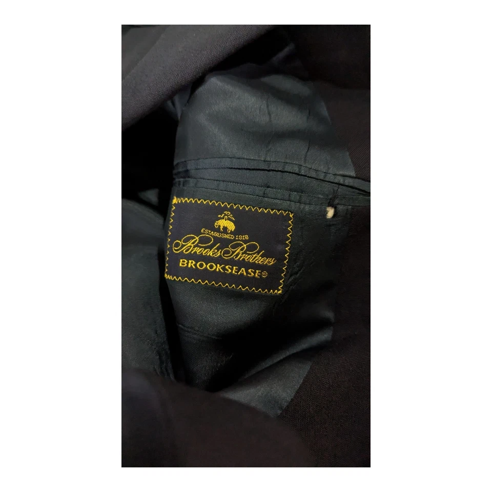 Brooks Brothers Navy Blue Double Breasted Blazer Gold Buttons 46 LG Brooksease - Image 3 of 4