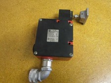 Allen Bradley 802F-TE6SM11 SER A SAFETY INTERLOCK SWITCH 10A 300VAC