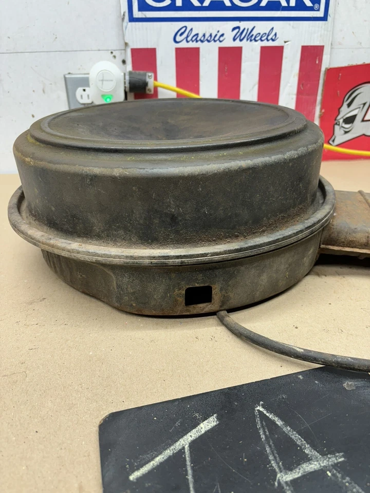BIG BLOCK CHEVROLET GMC TRUCK K10 k30 K5 V8 4BBL AIR FILTER CLEANER ASSEMBLY 454 - Image 3 of 4