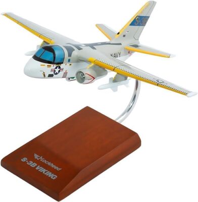 USN Lockheed S-3B S-3 Viking Anti-Submarine Desk Display Model 1/72 SC Airplane