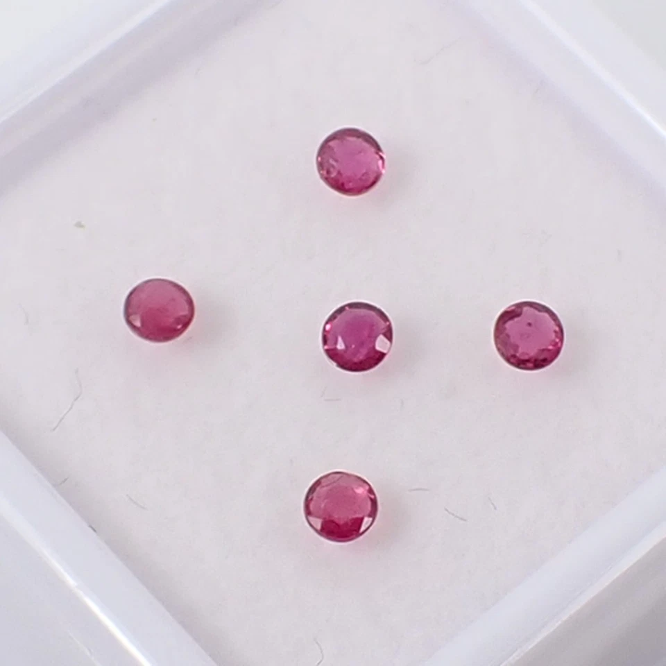Qty 5 Pieces Round 2.25 - 2.35 mm Red-Pinkish Natural Ruby Gemstone, 0.35 carat - Image 2 of 4