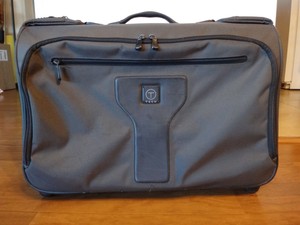 tumi crew luggage