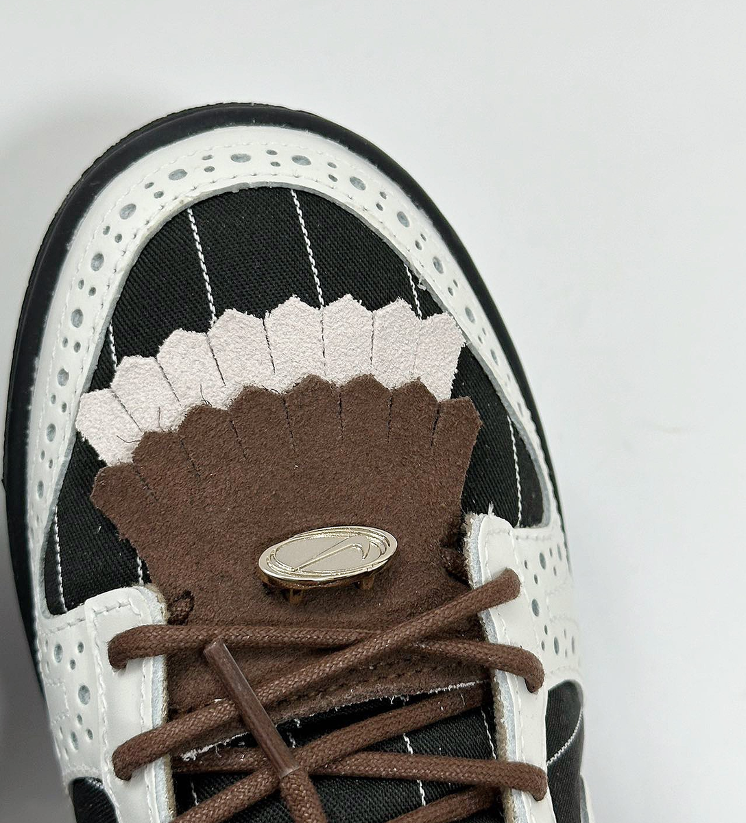 Nike Wmns Dunk Low LX Brogue FV3642-010 | eBay