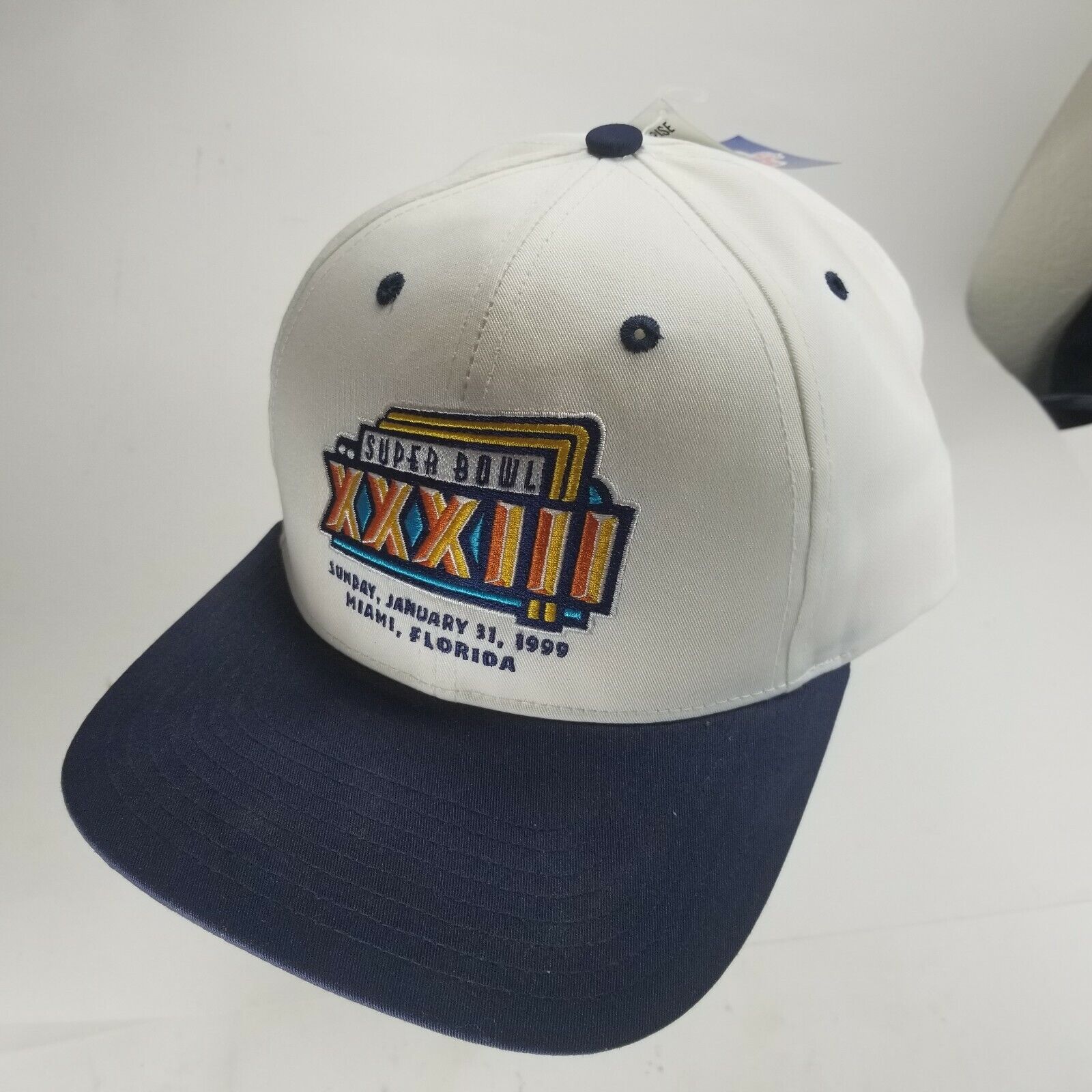 Picture 1 of 11