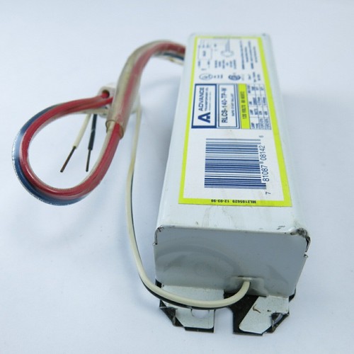 Alimentatore Avviamento Rapido Advance RLCS-140-TP-W 120V 60HZ - Foto 6 di 8
