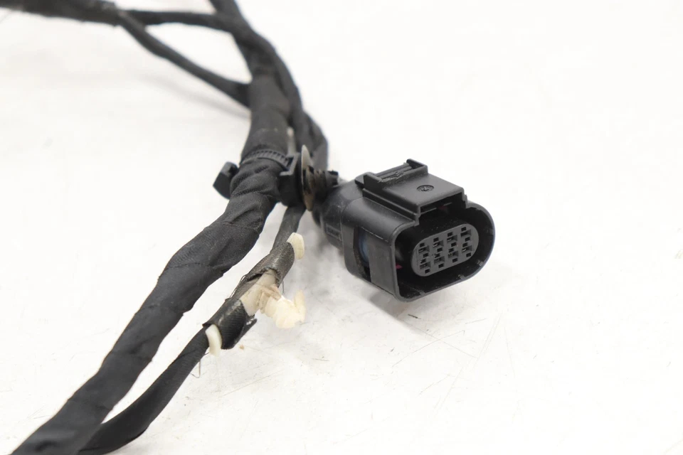 Audi A4 2019 arnés de cables (puerta) Foto 4 de 4