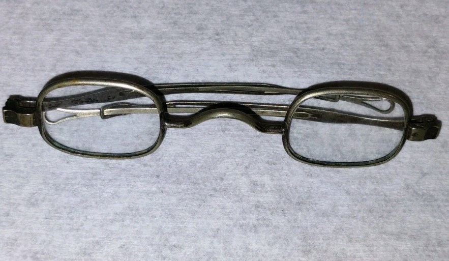 Antique Wire-rectangular Spectacles Sliding Templ… - image 1