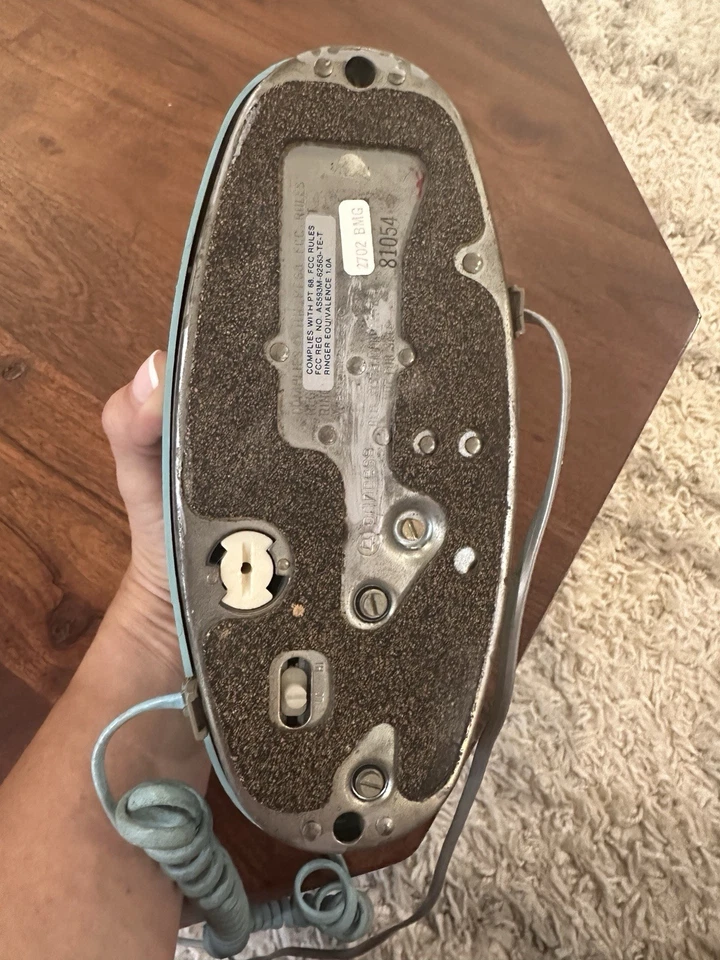 Teléfono pulsador princesa vintage azul turquesa.  En buen estado de funcionamiento Foto 4 de 4