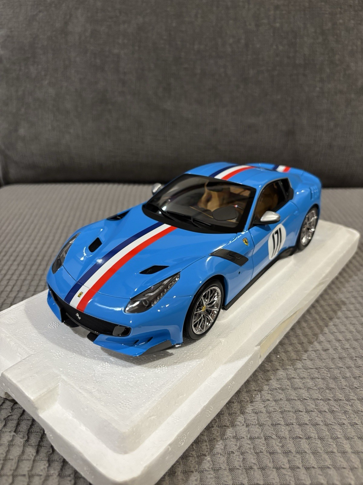 Picture 10 of 24